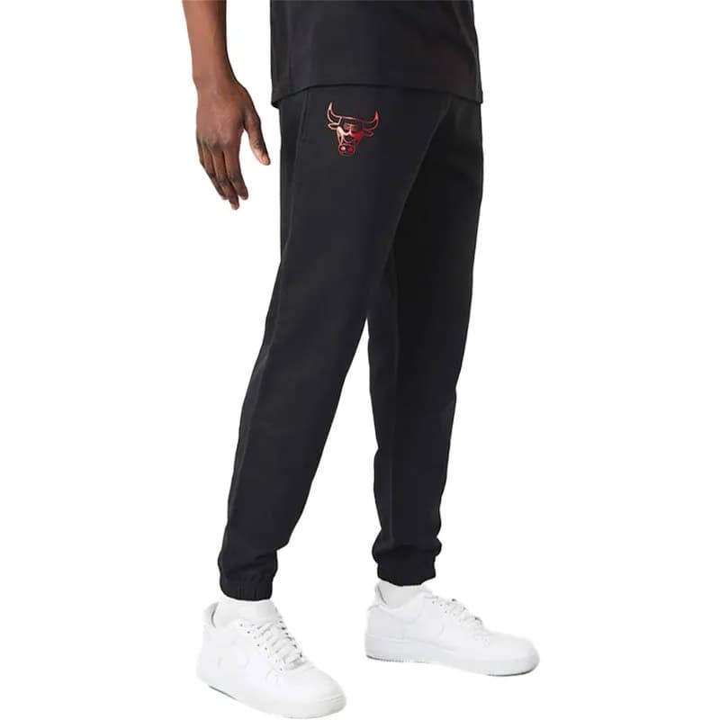 Featured product image of new-era-mens-jogger-sweat-sports-black-red-bull-logo