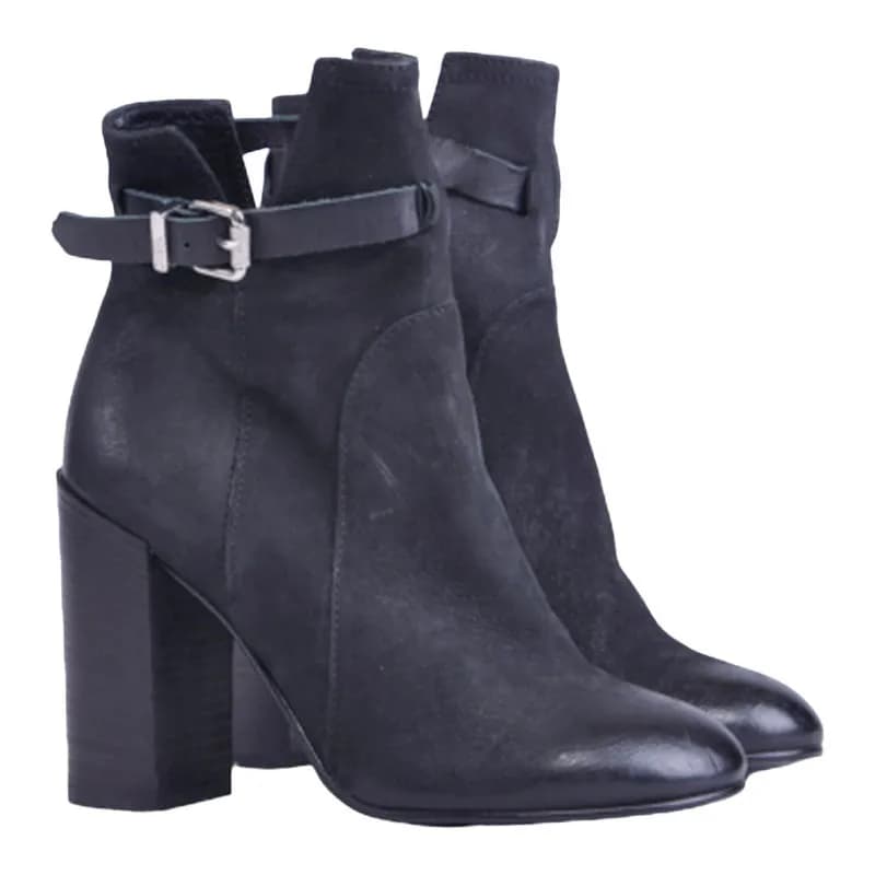 Featured product image of diesel-d-acadieh-womens-boots-leather-zip-up-high-heel-casual-black-shoes-rp-229