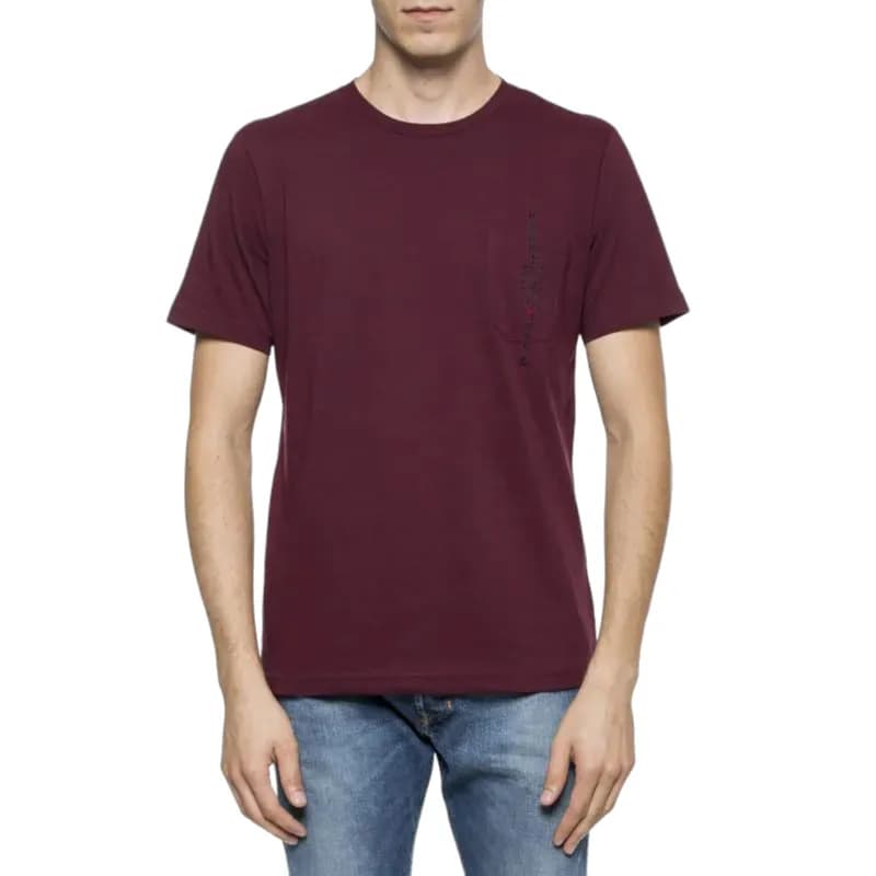 Featured product image of diesel-t-just-pocket-mens-t-shirt-short-sleeve-burgundy