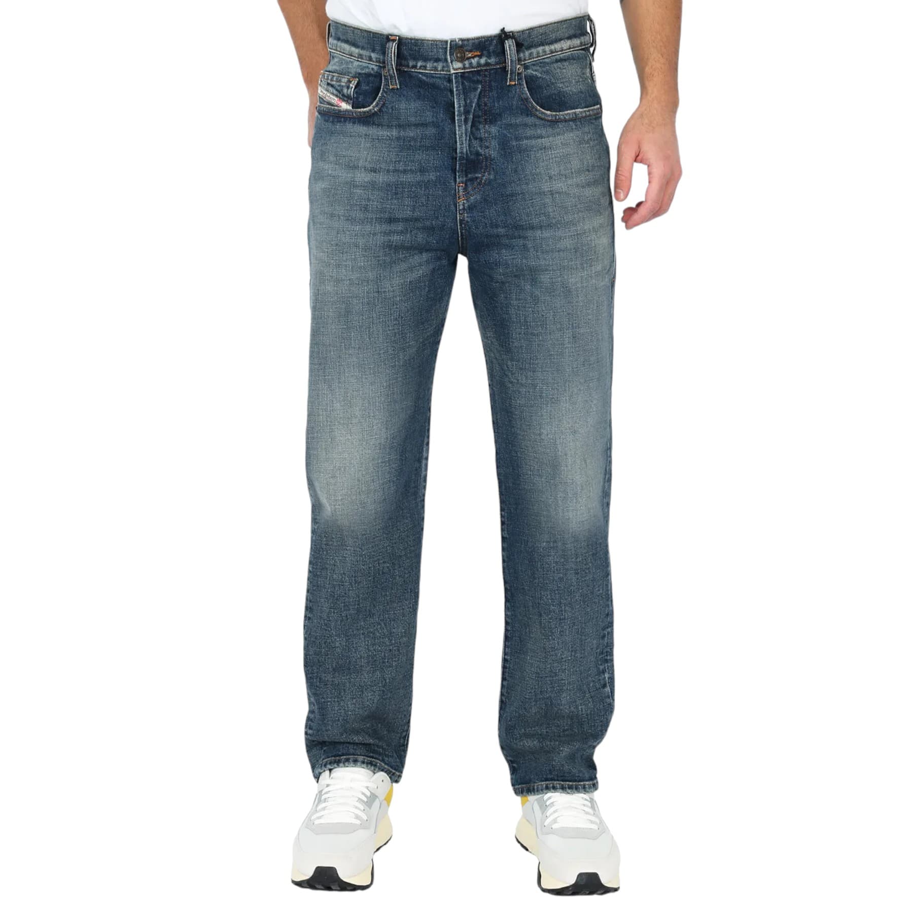 Diesel 2020 D-VIKER men's dark blue denim jeans, front view