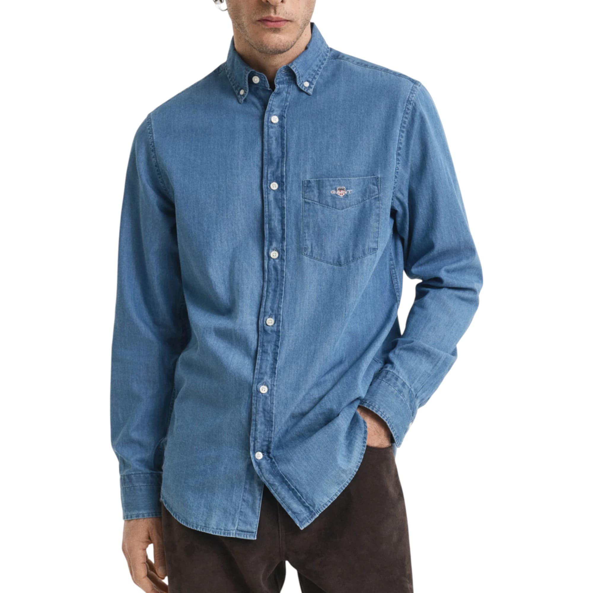 Gant Indigo men's shirt front view in sky blue with button-down collar