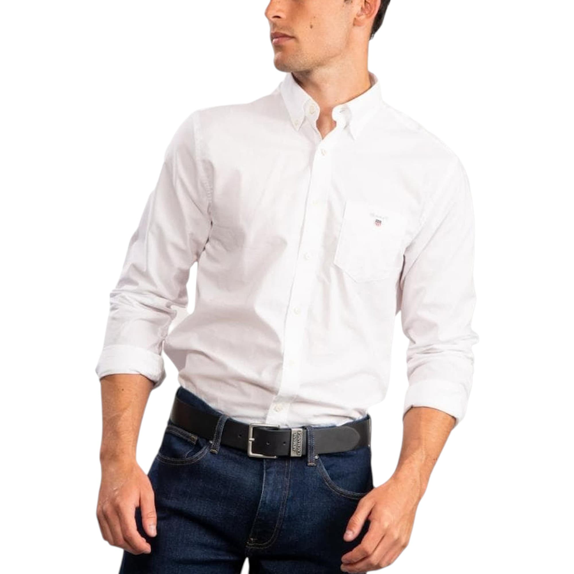 Gant men's white cotton Oxford shirt, front view with button-down collar