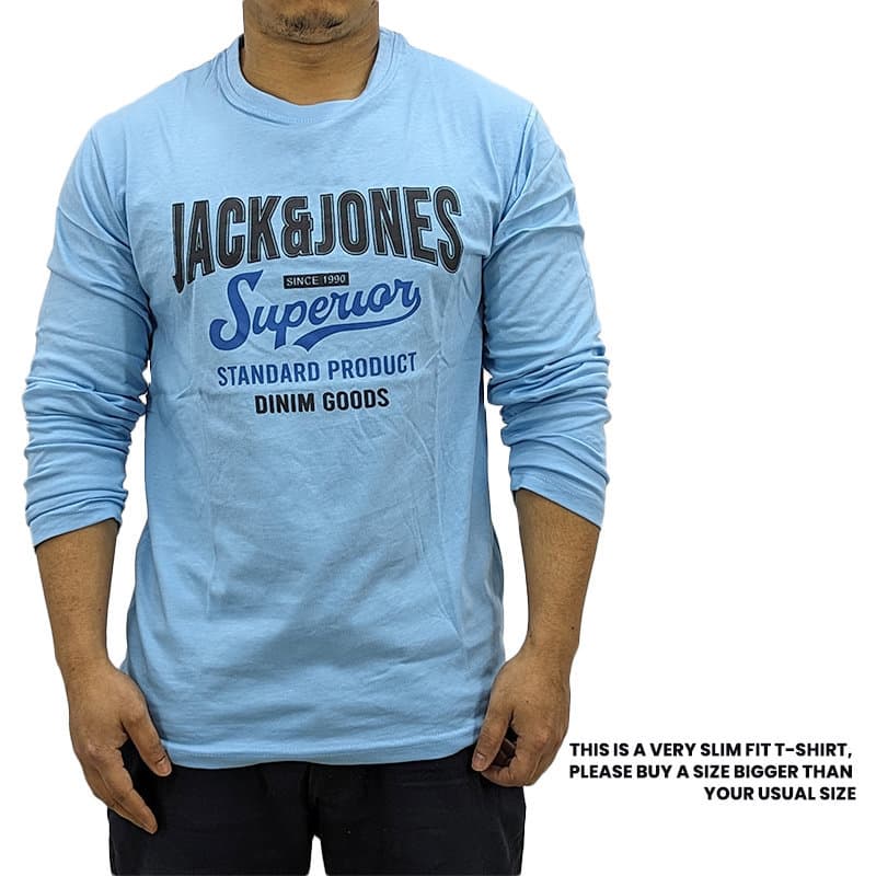 Jack & Jones men's long sleeve t-shirt in sky blue, front view with crew neck and slim fit